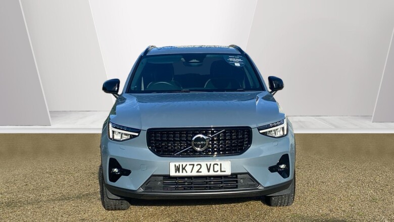 Volvo XC40 2.0 B4P Ultimate Dark 5dr Auto Petrol Estate